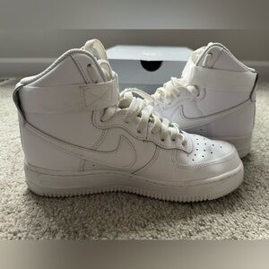 Nike Air Force 1 HI 07 Triple White Extra High Top Sneakers Size 8.5 DD9624 100